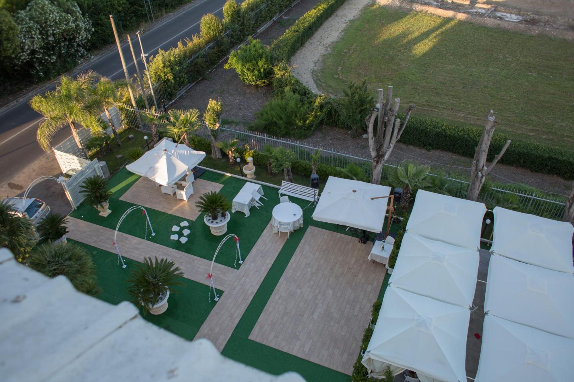 Il Postiglione Hotel - Sala Ricevimenti Minturno Exterior foto