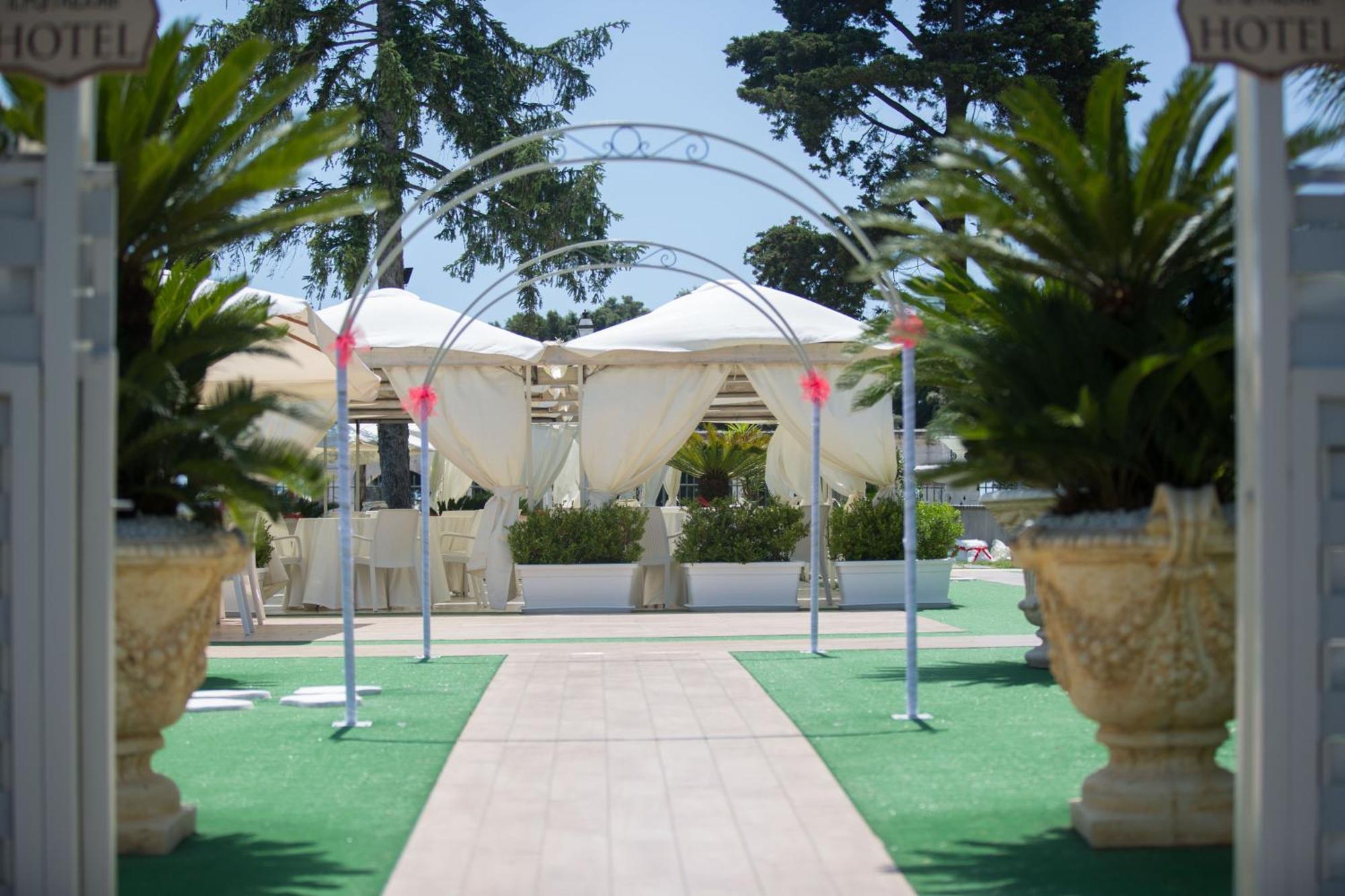 Il Postiglione Hotel - Sala Ricevimenti Minturno Exterior foto